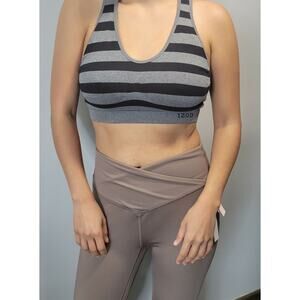IZOD Gray Black Stripe Wireless Activewear Sports Bra Seamless No Padding Size M